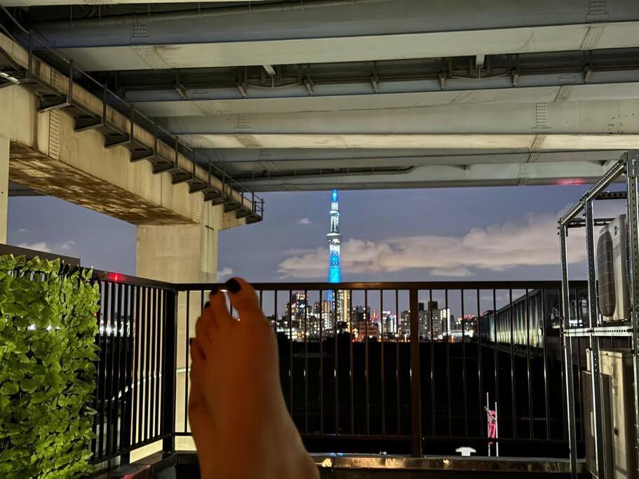 Апартаменты 東京スカイツリー眺望 一棟貸切 駅徒歩50秒 浅草8分 スカイツリー4分 銀座20分 Токио Экстерьер фото
